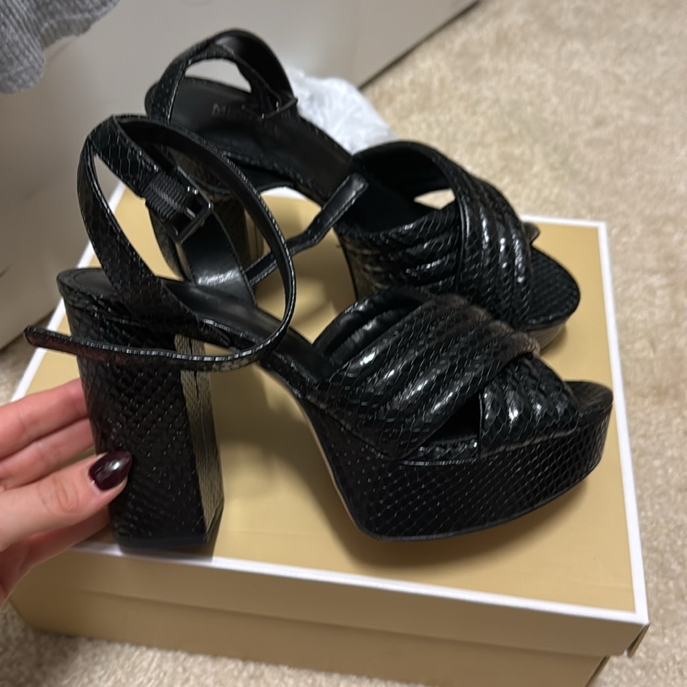 Highheel sandals - Picture 2 of 3